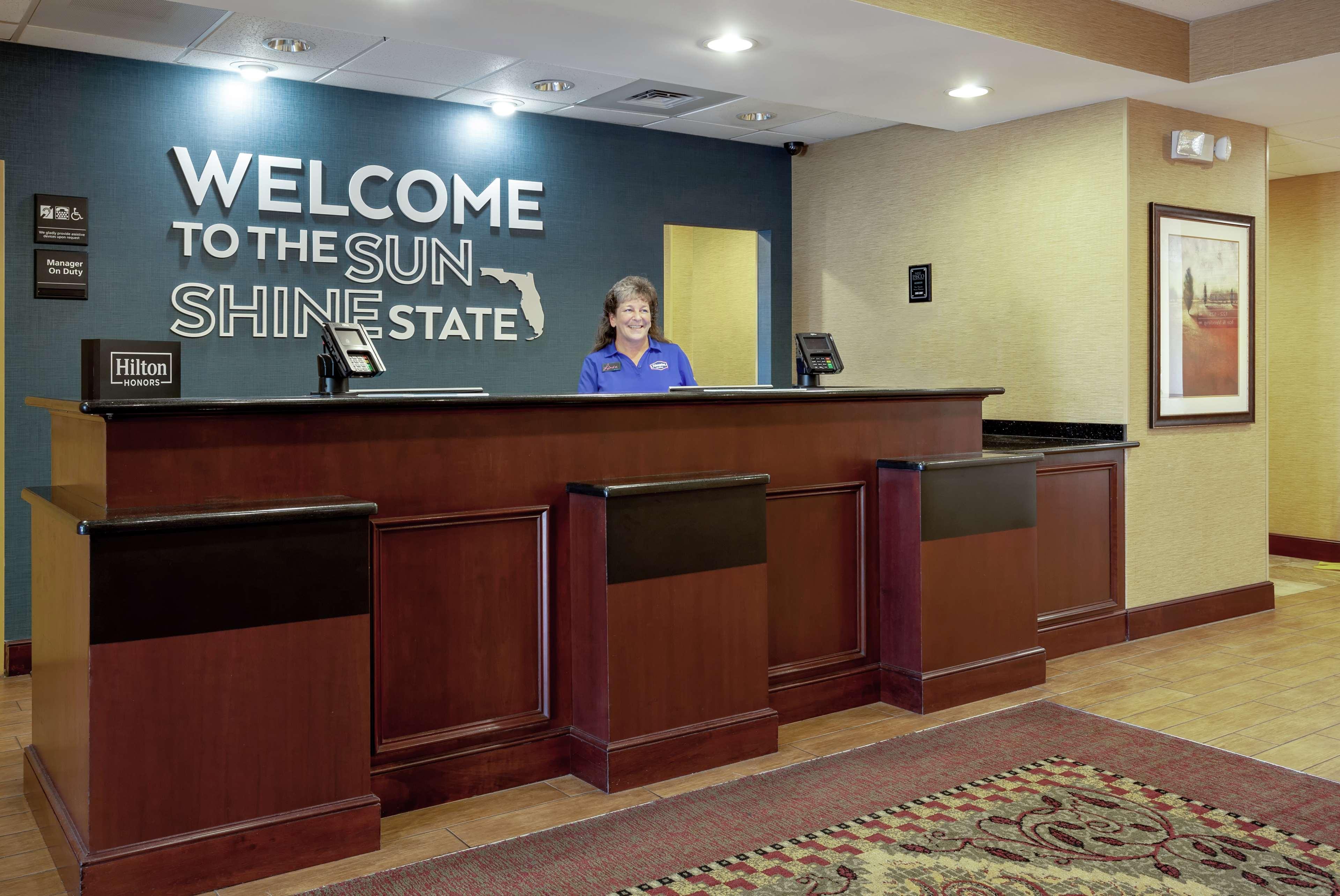 Hampton Inn & Suites Port Richey Buitenkant foto